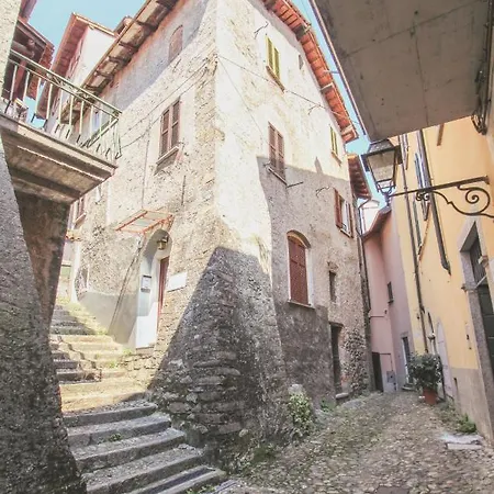 Rivetta Di Rezzonico بيت للعطل *
